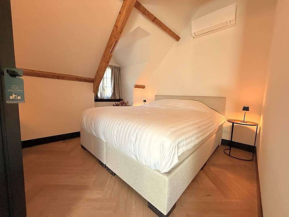 Photo 1 of 9 of Double Room with Private Bathroom