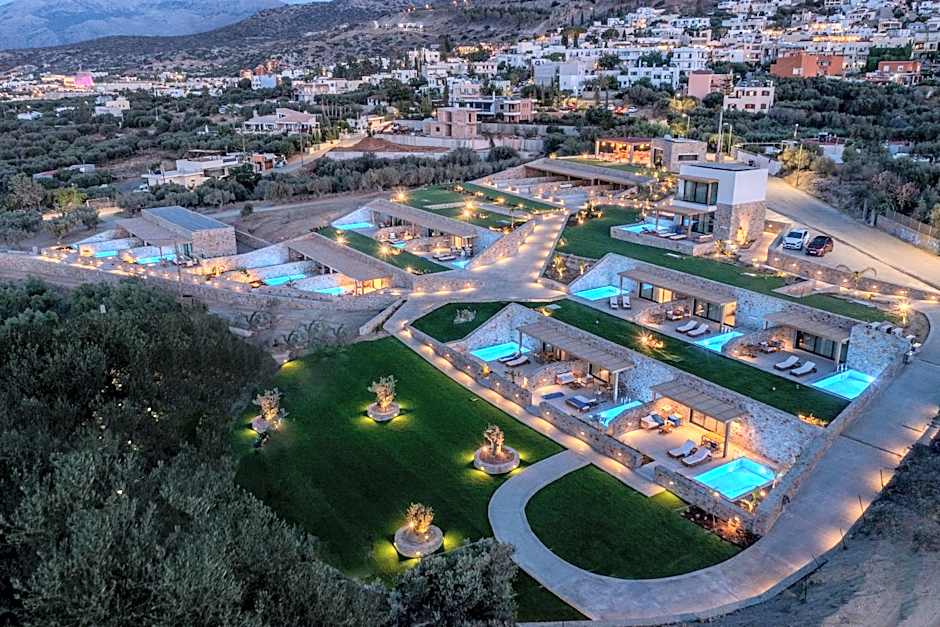 Deos Luxury Suites - Adults Only