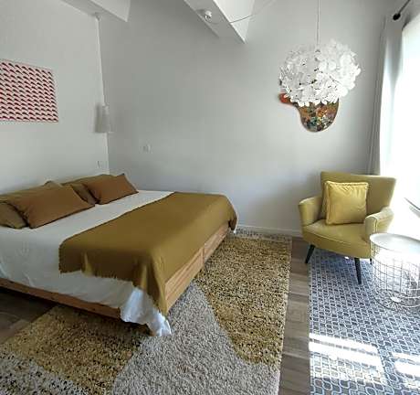 Triple Room with Pool View