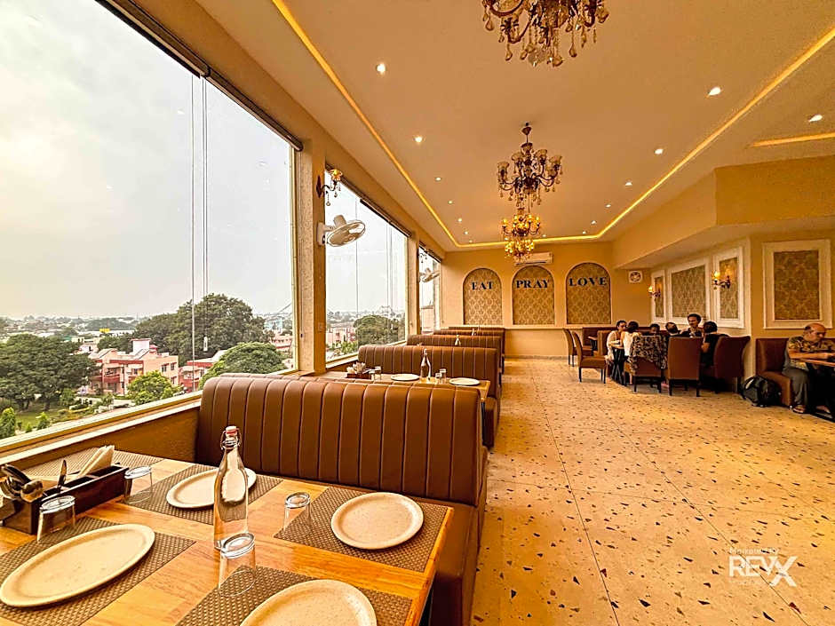 Hotel Nirvana Palace Near Parmarth Niketan