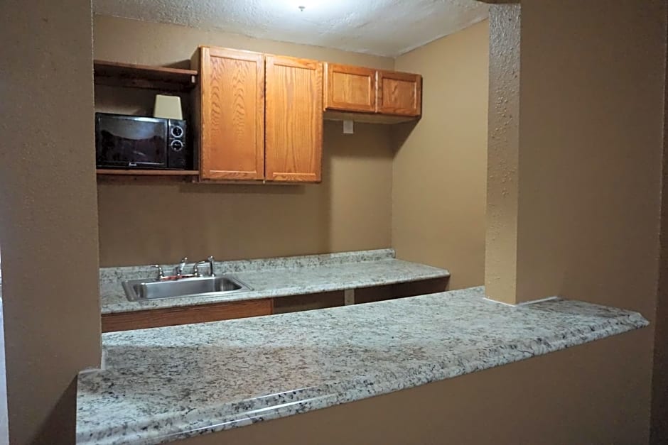 Econo Lodge San Antonio Northeast I-35