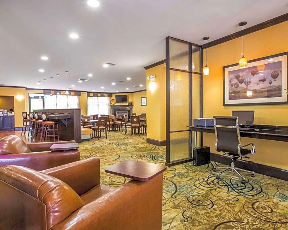 Comfort Suites Simpsonville