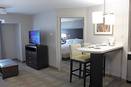 Two-Bedroom Suite with Two Bathrooms and Mobility Accessible Tub - Non-Smoking
