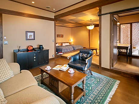 Suite with River View