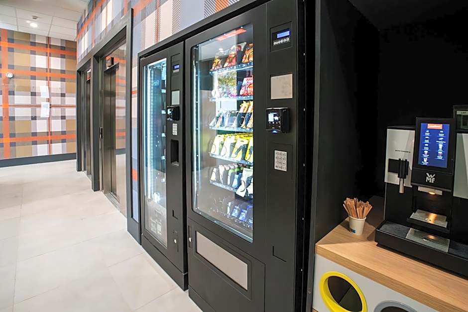 EasyHotel Marseille Euromed