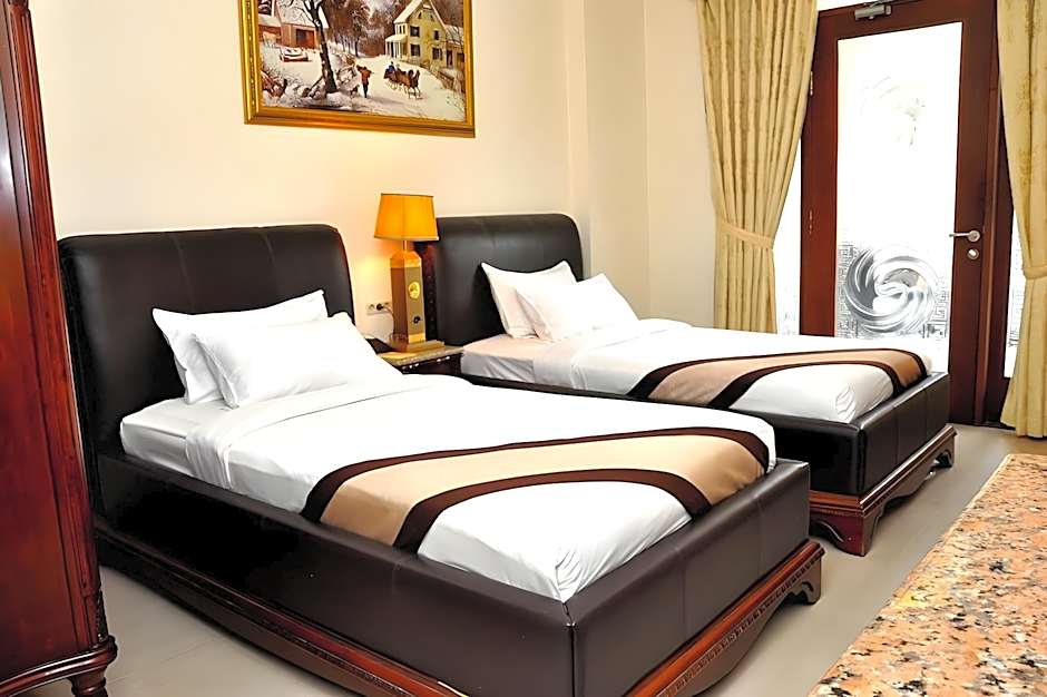 The Grand Palace Hotel Malang