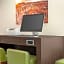 Days Inn & Suites by Wyndham Greater Tomball