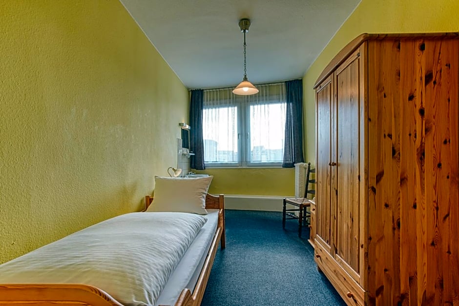 FF&E Hotel Carlton