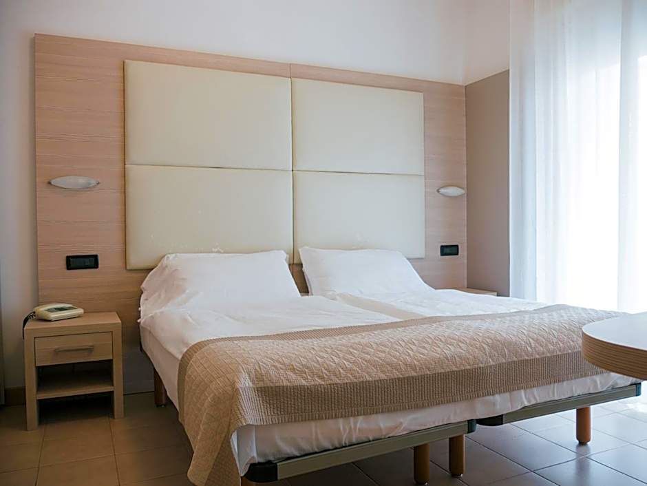Hotel Bristol