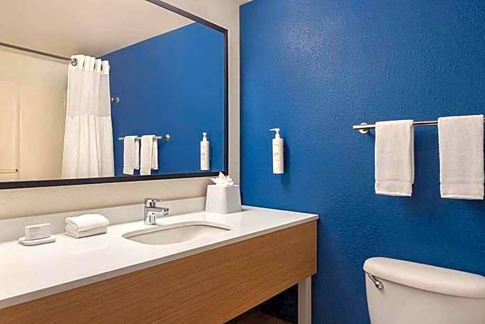 Spark by Hilton Spring Lake Fayetteville