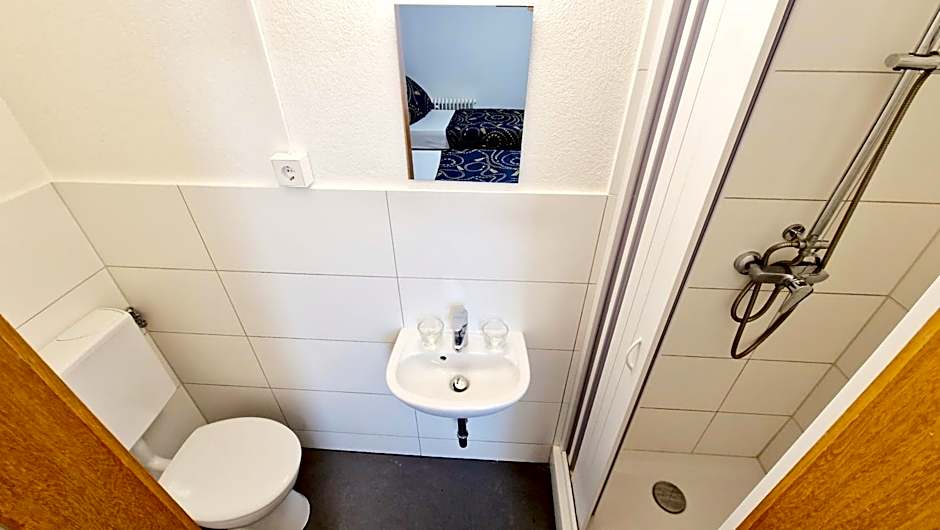 Zur Schönen Lau- Monteurzimmer