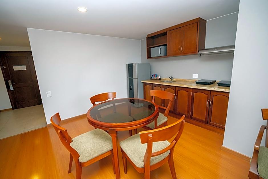 Hotel Estelar Suites Jones