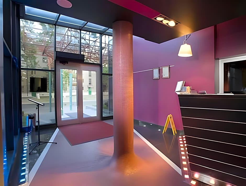Cosmopolit Premier Art-Hotel