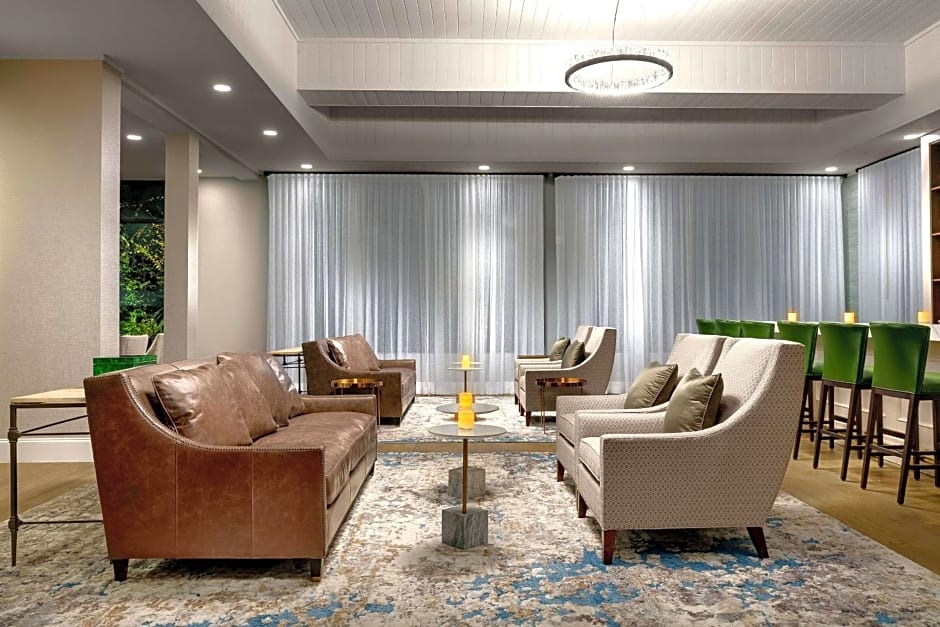 The Bluff Hotel Savannah, Tapestry Collection by Hilton