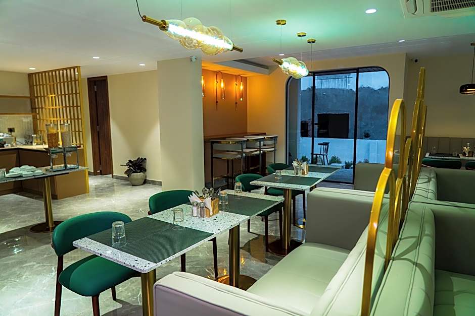 Trunk and Trolley Gachibowli