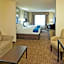Holiday Inn Express & Suites Clovis Fresno Area By IHG