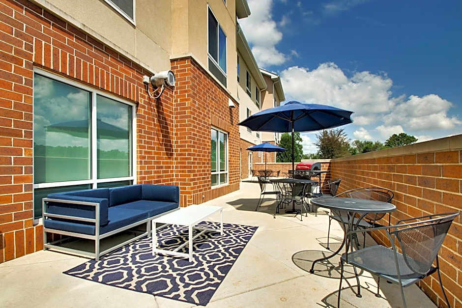 Fairfield Inn & Suites by Marriott Ottawa Starved Rock Area