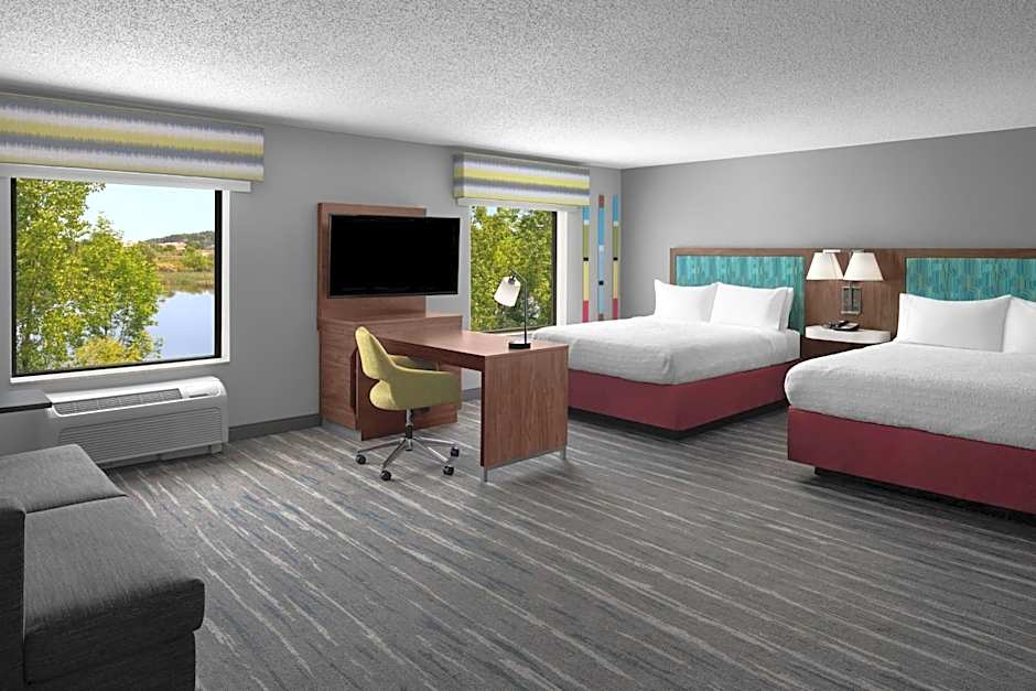 Hampton Inn By Hilton And Suites Grand Rapids