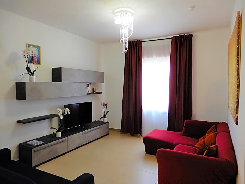 Caserta Royale Apartment