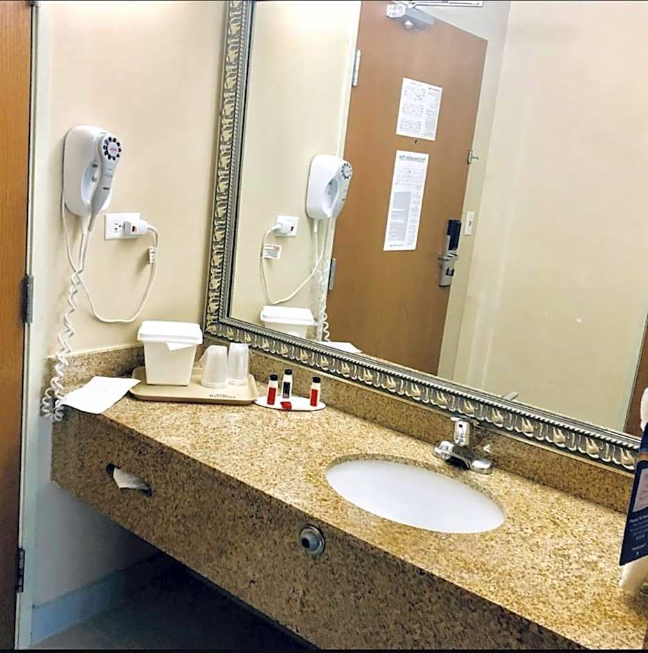 Baymont by Wyndham Gurnee