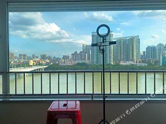 TOP TOURXiangtu·Wanyu (Tianzi Wharf, Beijing Road, Guangzhou)