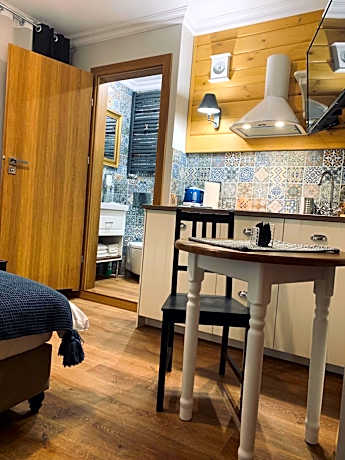 Single Room with Shower