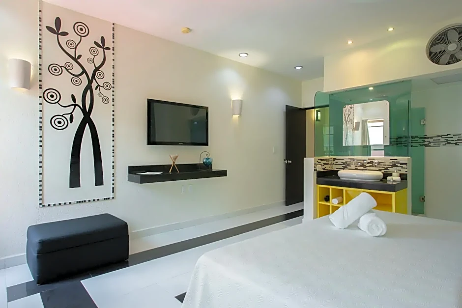 Casa Kaoba Hotel & Suites