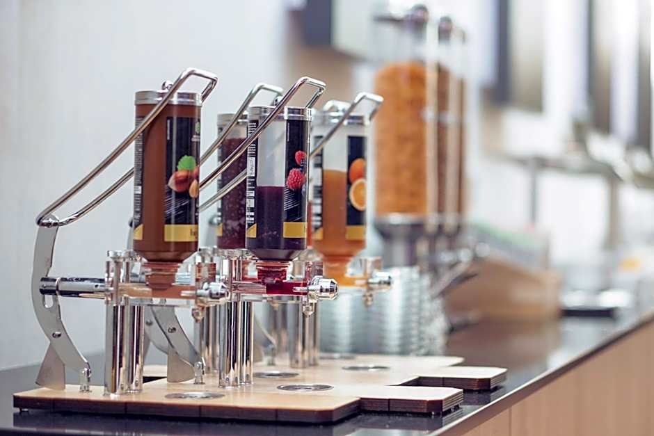 PLAZA Premium Den Haag City Center