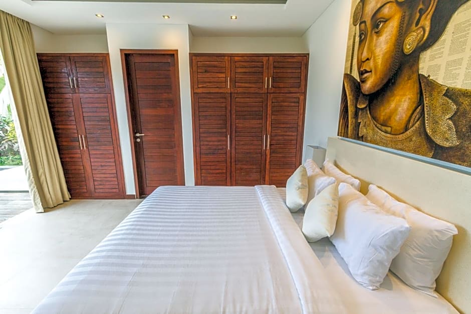 Villa Saha - Elegant 3-Bedroom in Seminyak