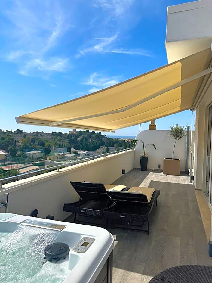 18 Dante Luxury Suites