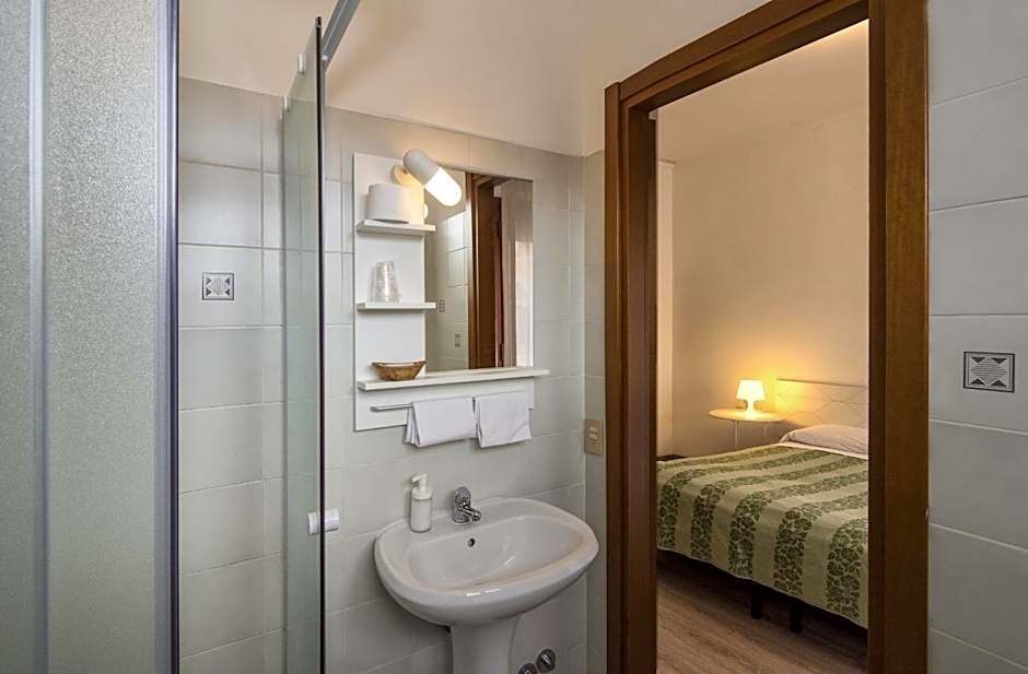 Hotel Cecile