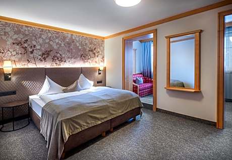 Classic Dreibettzimmer