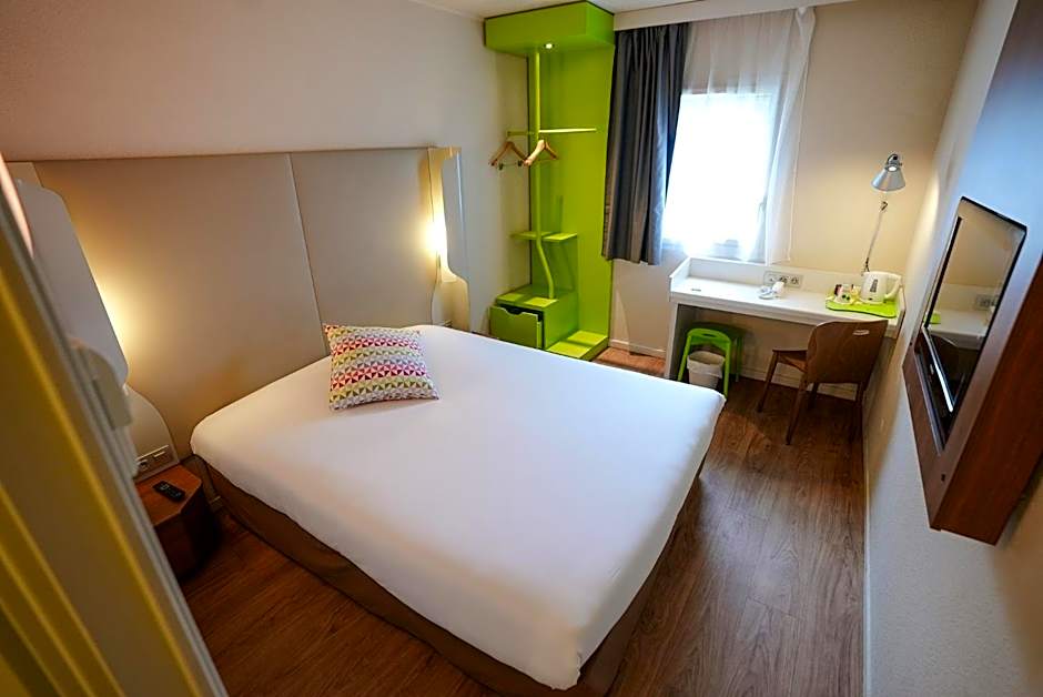 Hotel Campanile Roissy