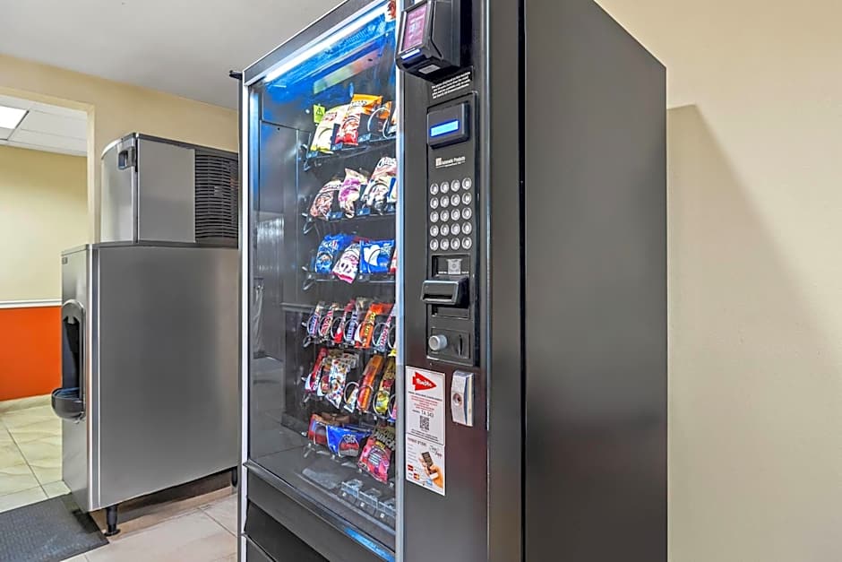 Super 8 by Wyndham Marana/Tucson Area