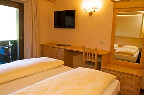 Comfort Double or Twin Room