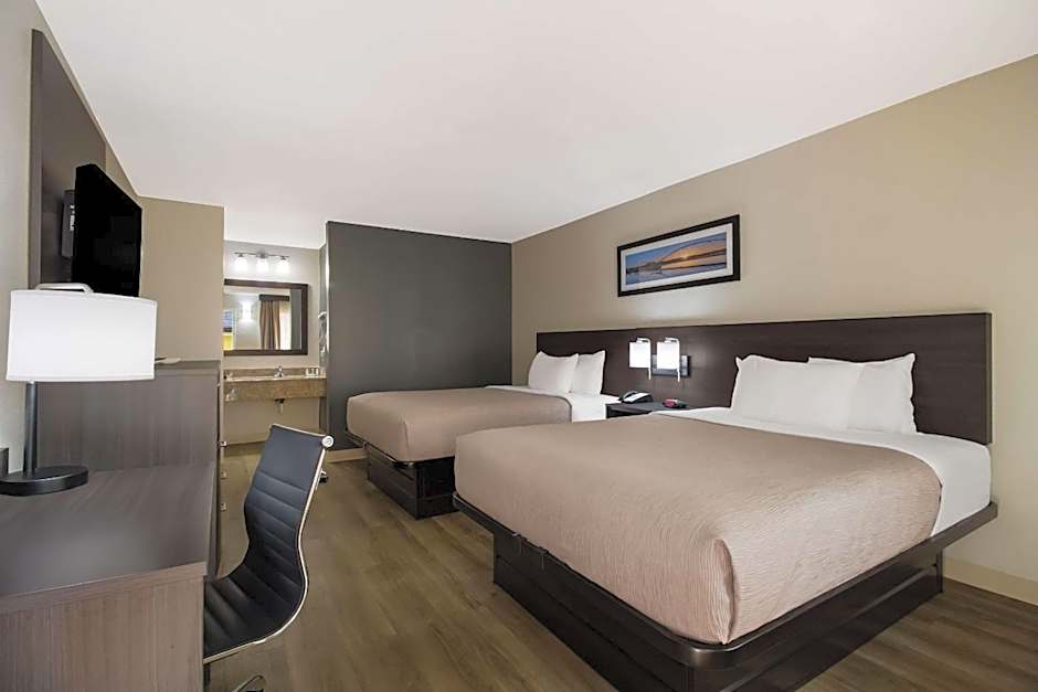 Quality Inn Coliseum