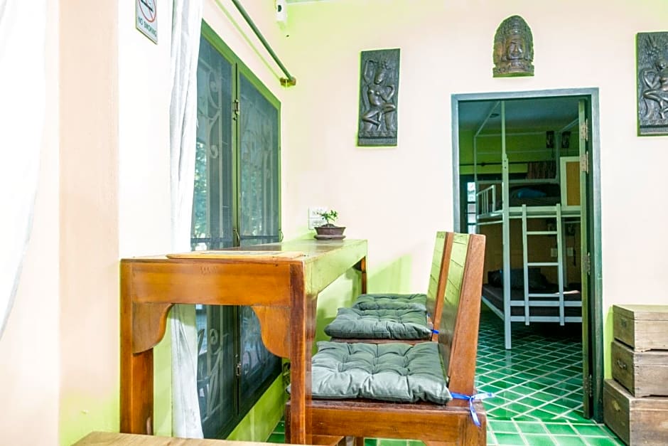 Plus Hostel Ayutthaya