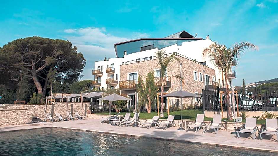 Ilot du Golf, BW Premier Collection