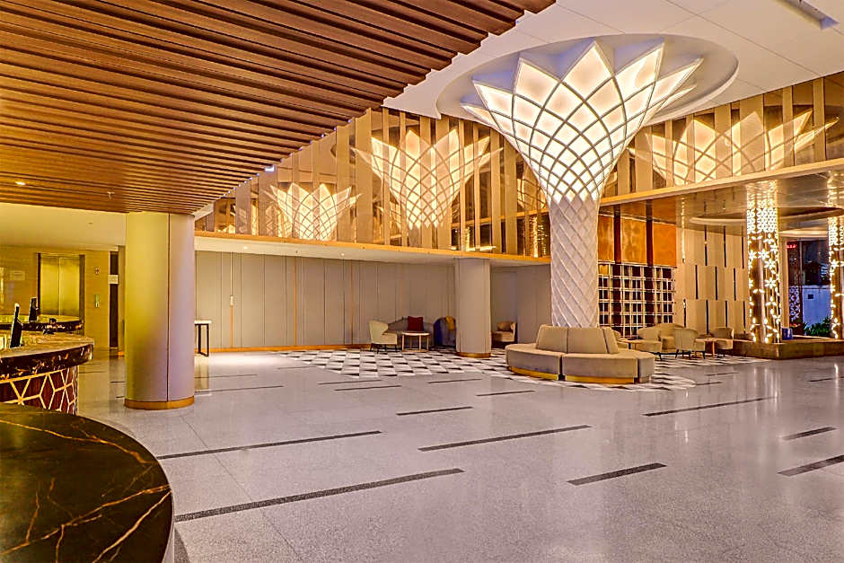 Sunday Hotel Arshika Sunset Road