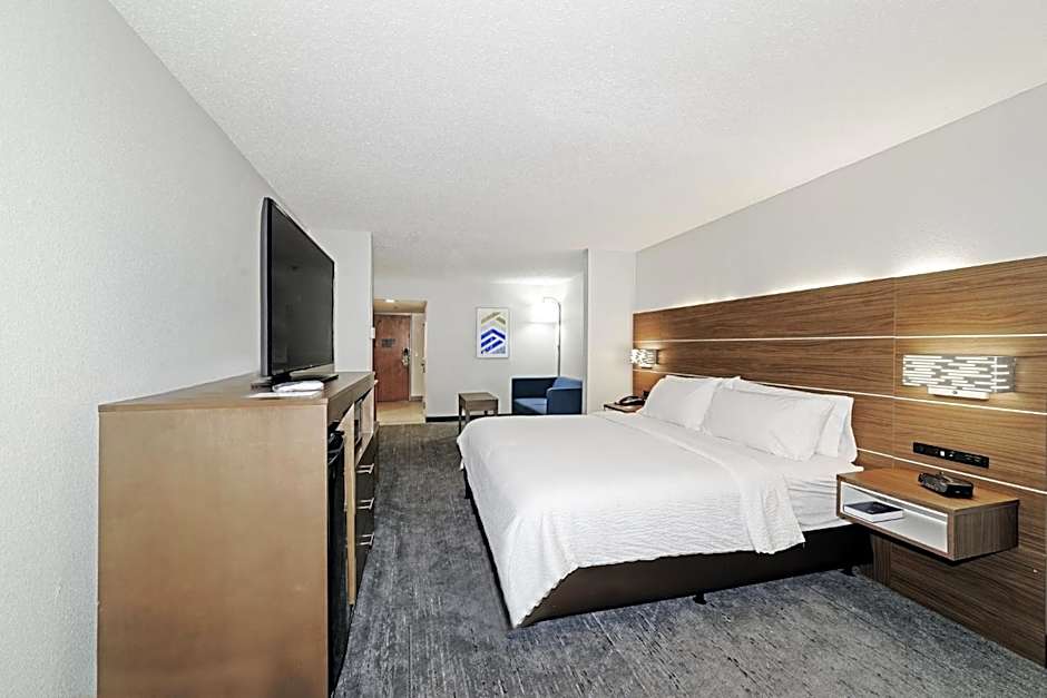 Holiday Inn Express & Suites Walterboro by IHG