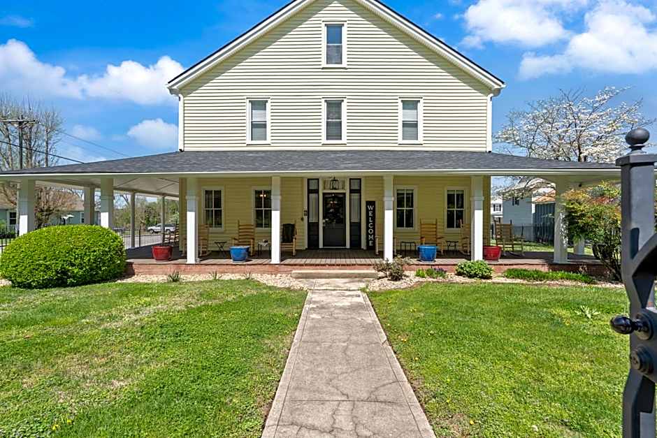 The Tellico Plains Inn and Event Venue