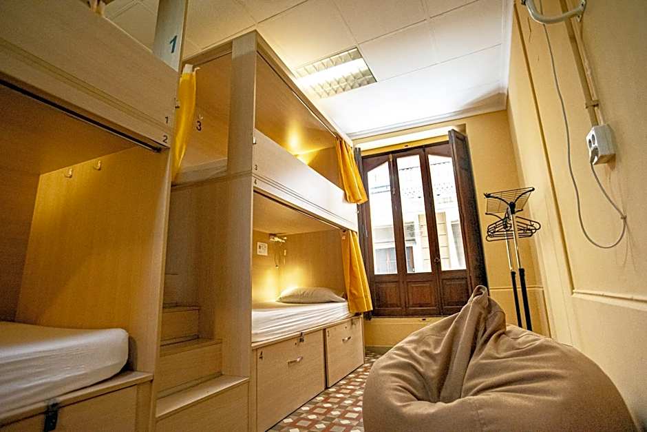 Photo 1 of 4 of Bed in 4-Bed Mixed Dormitory Room