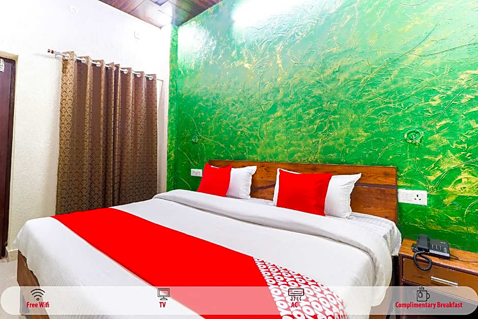 Hotel O Dev Raj