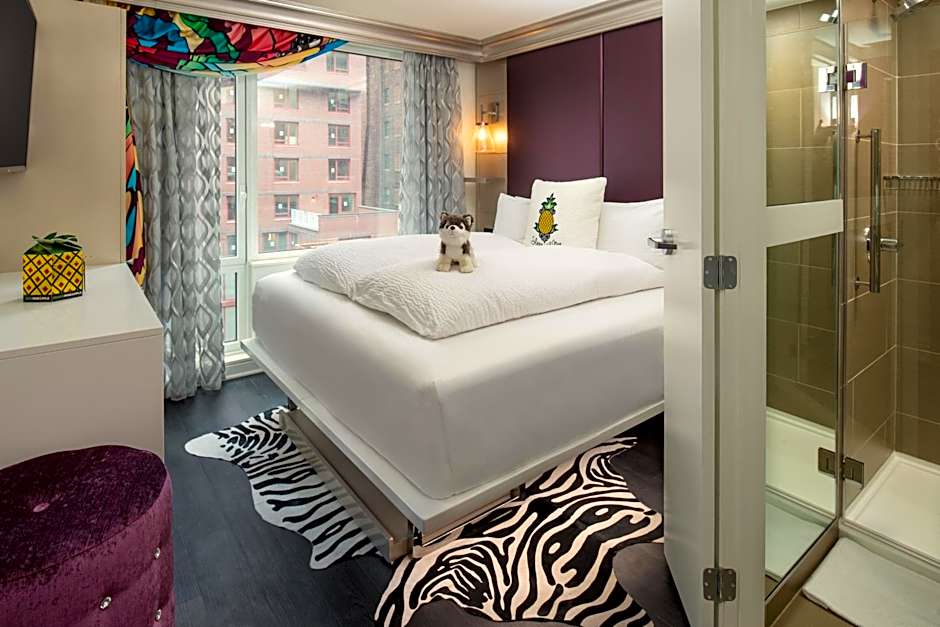 Staypineapple, An Artful Hotel, Midtown