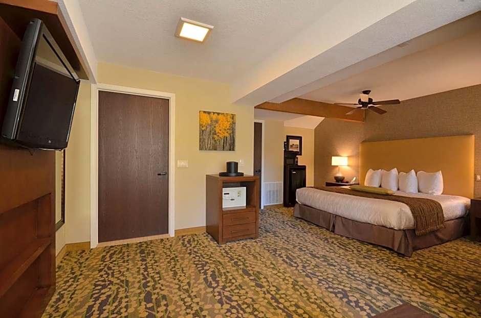Best Western The Inn & Suites Pacific Grove