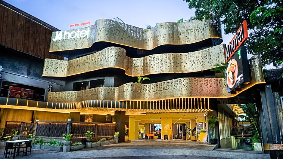 Photo 1 of 50 of J4 Hotels Legian