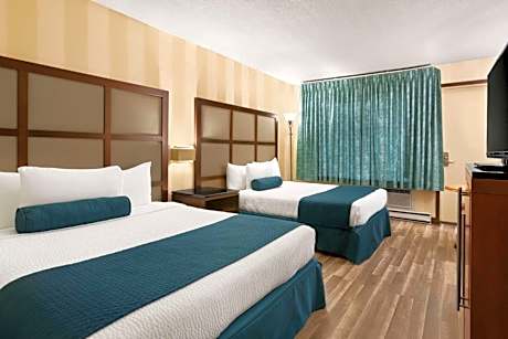 Double Room with Two Double Beds - Non-Smoking