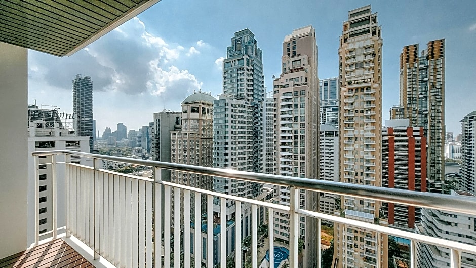 Urbana Langsuan Bangkok