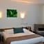 Brit Hotel Alghotel