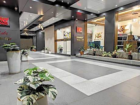 Hotel Red Chillee Restro